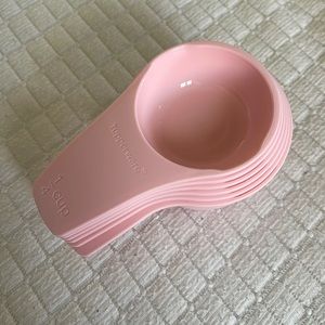 NWT Tupperware brand Marvelous Mrs. Maisel inspired Measuring Cups.